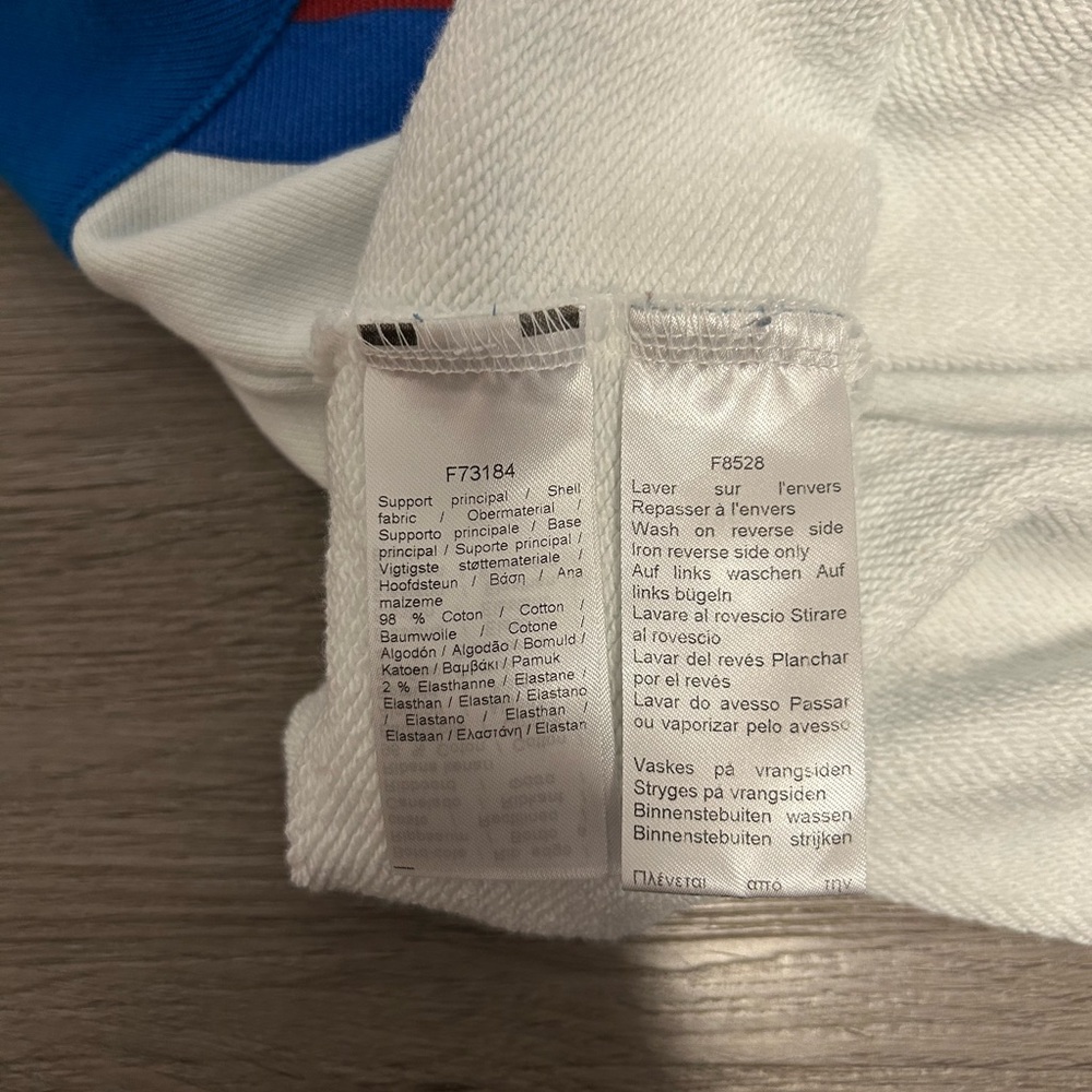đ Lacoste Womenâs Made in France Colorblock Organic Cotton Sweater - Picture 4 of 6
